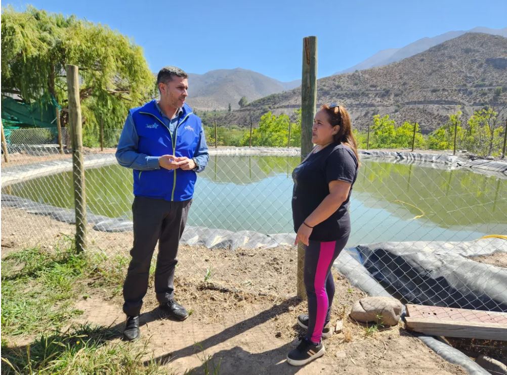CNR llama a pequeñas agricultoras de Atacama y Coquimbo a presentar sus iniciativas de riego a concurso dirigido a mujeres