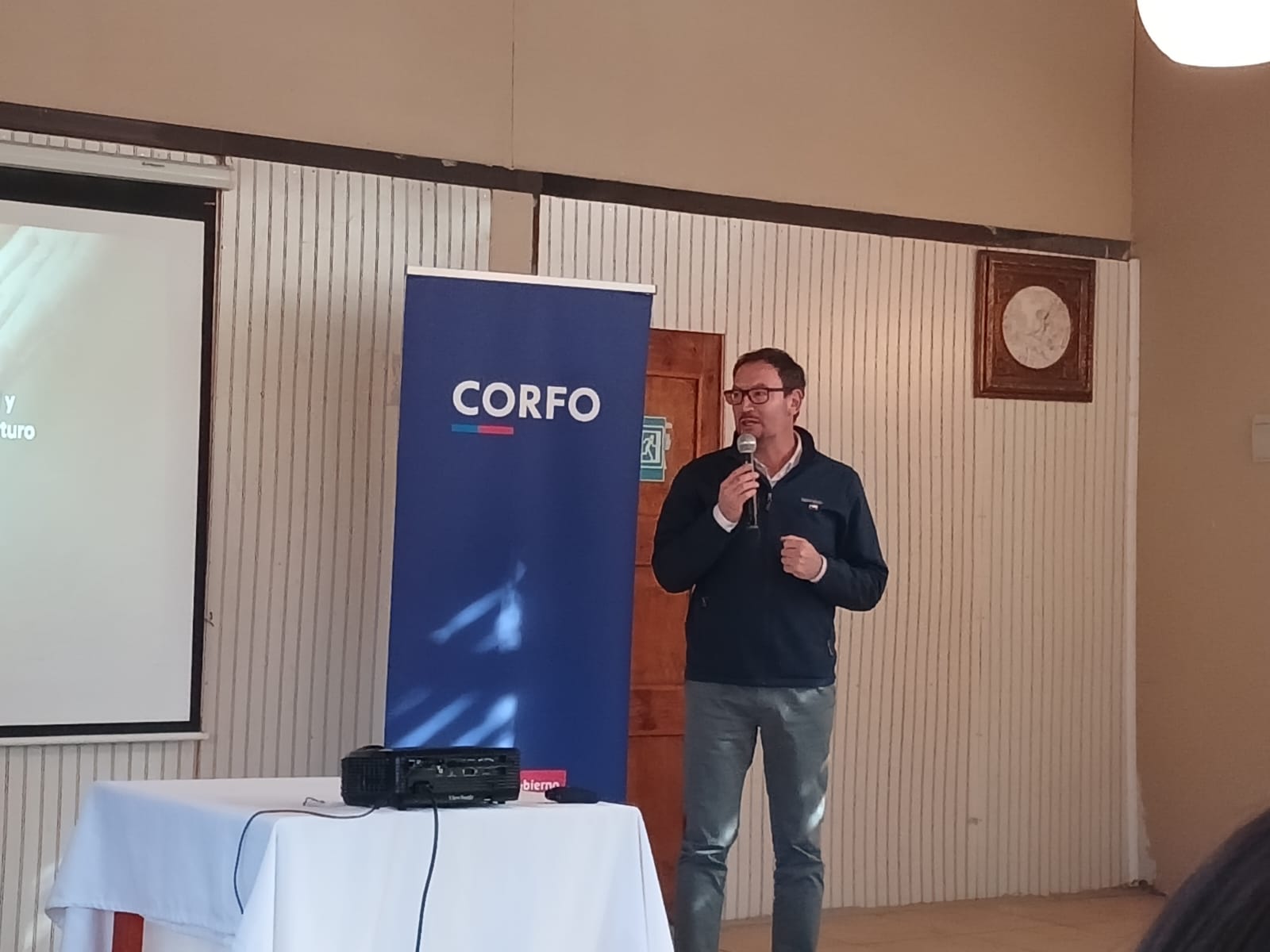 Innovación e Inteligencia Artificial protagonizaron encuentro tecnológico para la agricultura en Vallenar